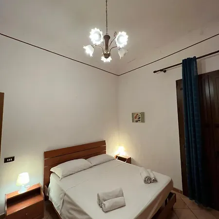 Porto Salvo 12 Apartment
